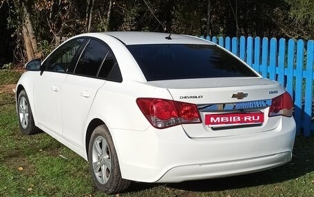 Chevrolet Cruze II, 2014 год, 650 000 рублей, 3 фотография