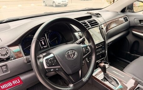 Toyota Camry, 2017 год, 2 290 000 рублей, 17 фотография