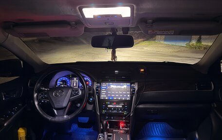 Toyota Camry, 2017 год, 2 290 000 рублей, 28 фотография