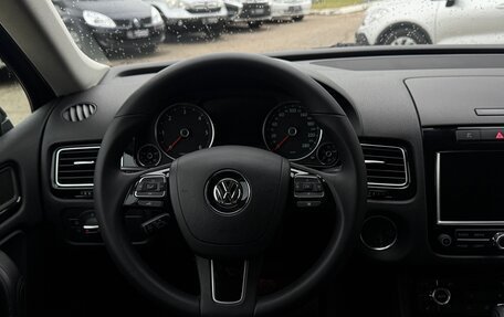 Volkswagen Touareg III, 2011 год, 2 150 000 рублей, 17 фотография