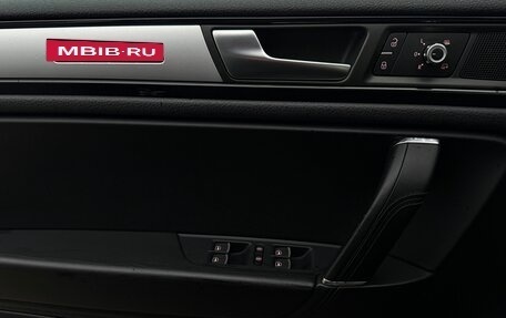 Volkswagen Touareg III, 2011 год, 2 150 000 рублей, 22 фотография