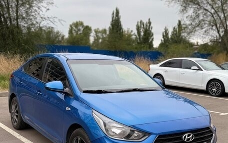 Hyundai Solaris II рестайлинг, 2017 год, 1 190 000 рублей, 4 фотография