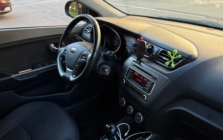 KIA Rio III рестайлинг, 2015 год, 1 100 000 рублей, 2 фотография