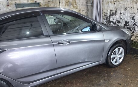 Hyundai Solaris II рестайлинг, 2014 год, 580 000 рублей, 10 фотография