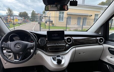 Mercedes-Benz V-Класс, 2015 год, 3 400 000 рублей, 10 фотография