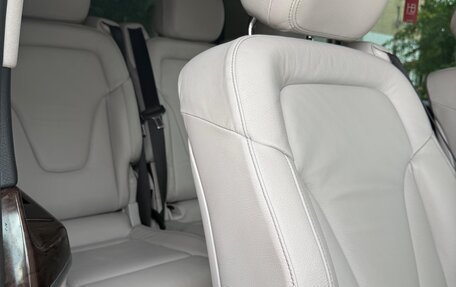 Mercedes-Benz V-Класс, 2015 год, 3 400 000 рублей, 15 фотография