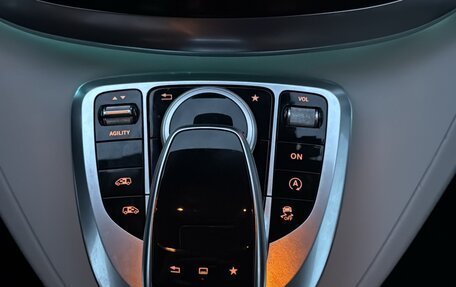 Mercedes-Benz V-Класс, 2015 год, 3 400 000 рублей, 21 фотография