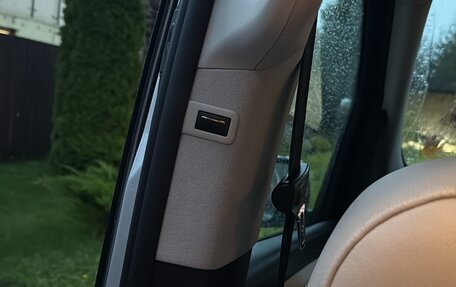 Mercedes-Benz V-Класс, 2015 год, 3 400 000 рублей, 23 фотография
