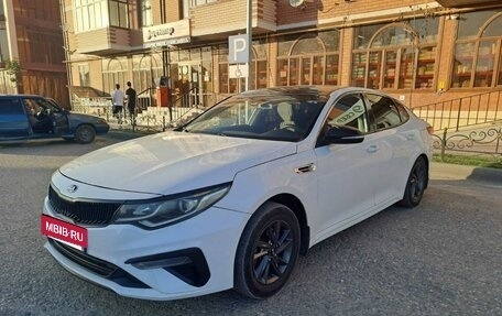 KIA Optima IV, 2019 год, 1 000 000 рублей, 6 фотография