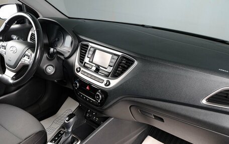 Hyundai Solaris II рестайлинг, 2017 год, 1 299 000 рублей, 11 фотография