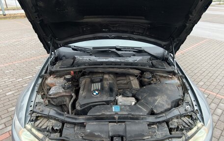 BMW 3 серия, 2006 год, 1 100 000 рублей, 24 фотография