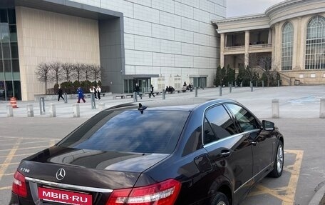 Mercedes-Benz E-Класс, 2011 год, 1 500 000 рублей, 3 фотография