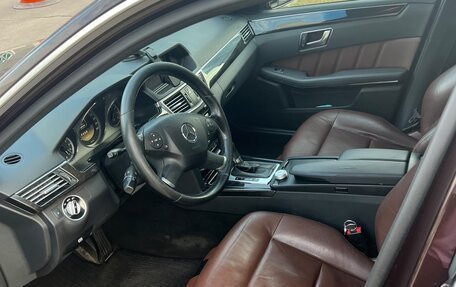 Mercedes-Benz E-Класс, 2011 год, 1 500 000 рублей, 15 фотография