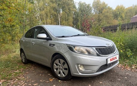 KIA Rio III рестайлинг, 2014 год, 750 000 рублей, 2 фотография