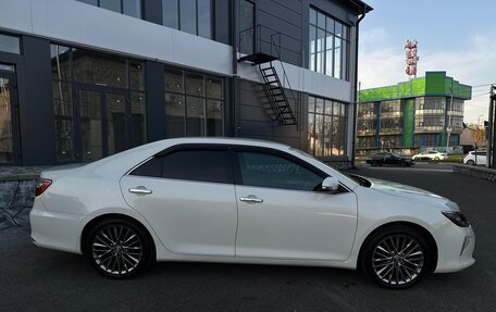 Toyota Camry, 2016 год, 1 850 000 рублей, 3 фотография