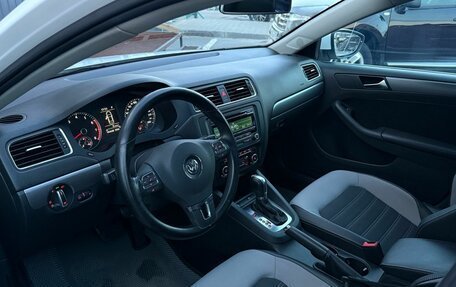 Volkswagen Jetta VI, 2012 год, 1 300 000 рублей, 10 фотография