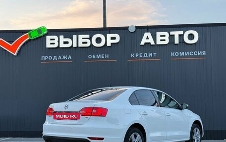 Volkswagen Jetta VI, 2012 год, 1 300 000 рублей, 2 фотография