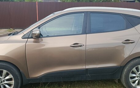 Hyundai ix35 I рестайлинг, 2015 год, 1 050 000 рублей, 2 фотография