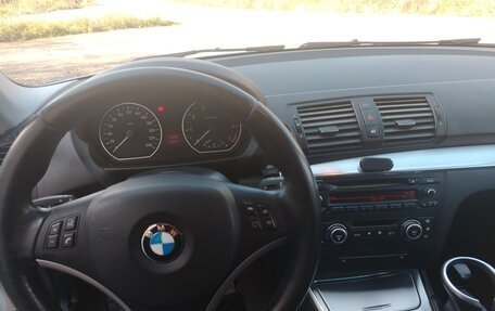 BMW 1 серия, 2008 год, 900 000 рублей, 8 фотография