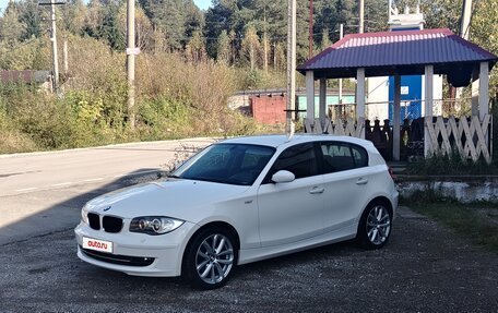 BMW 1 серия, 2008 год, 900 000 рублей, 3 фотография