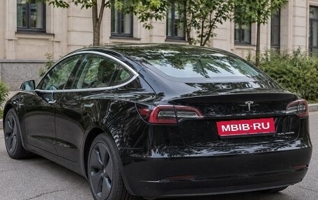 Tesla Model 3 I, 2018 год, 3 100 000 рублей, 1 фотография