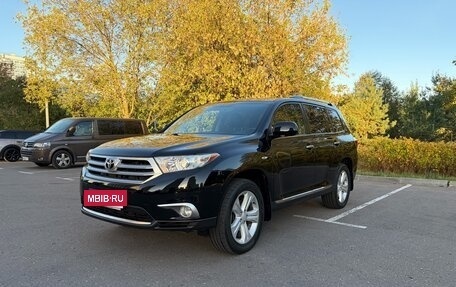 Toyota Highlander III, 2012 год, 2 450 000 рублей, 7 фотография