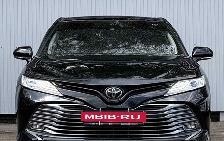 Toyota Camry, 2020 год, 2 800 000 рублей, 2 фотография