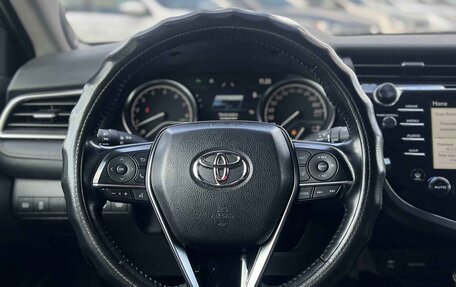 Toyota Camry, 2020 год, 2 800 000 рублей, 11 фотография