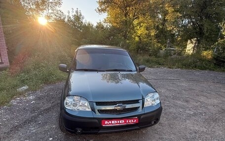 Chevrolet Niva I рестайлинг, 2017 год, 780 000 рублей, 1 фотография