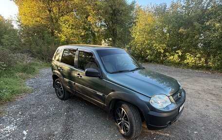 Chevrolet Niva I рестайлинг, 2017 год, 780 000 рублей, 4 фотография
