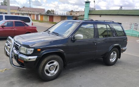 Nissan Pathfinder, 1999 год, 700 000 рублей, 2 фотография