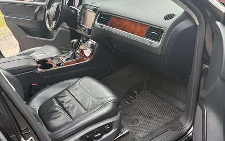Volkswagen Touareg III, 2013 год, 1 830 000 рублей, 7 фотография
