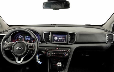 KIA Sportage IV рестайлинг, 2018 год, 1 950 000 рублей, 13 фотография