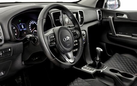 KIA Sportage IV рестайлинг, 2018 год, 1 950 000 рублей, 15 фотография