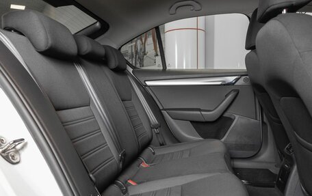 Skoda Octavia, 2019 год, 1 806 200 рублей, 8 фотография