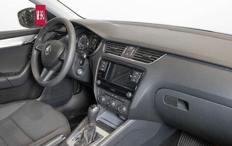 Skoda Octavia, 2019 год, 1 806 200 рублей, 7 фотография