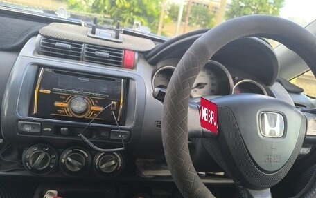 Honda Fit III, 2003 год, 295 000 рублей, 15 фотография