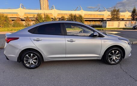 Hyundai Solaris II рестайлинг, 2017 год, 1 250 000 рублей, 6 фотография