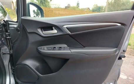 Honda Fit III, 2017 год, 1 140 000 рублей, 17 фотография