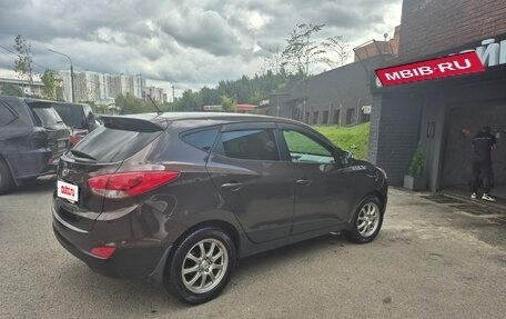 Hyundai ix35 I рестайлинг, 2013 год, 1 280 000 рублей, 2 фотография