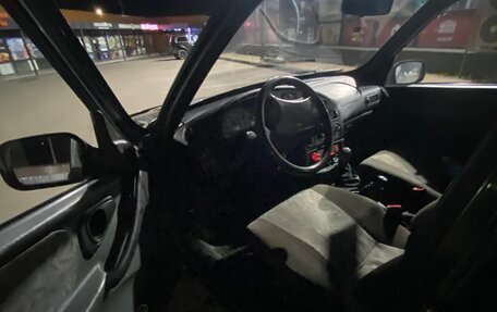 Chevrolet Niva I рестайлинг, 2003 год, 140 000 рублей, 13 фотография