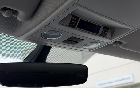 Volkswagen Multivan T6 рестайлинг, 2018 год, 5 100 000 рублей, 22 фотография