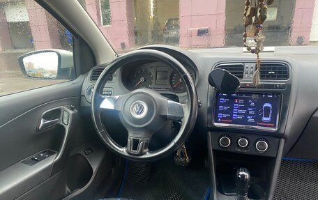 Volkswagen Polo VI (EU Market), 2012 год, 650 000 рублей, 10 фотография