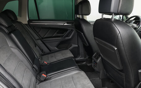 Volkswagen Tiguan II, 2019 год, 2 398 000 рублей, 12 фотография