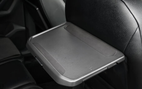 Volkswagen Tiguan II, 2019 год, 2 398 000 рублей, 19 фотография