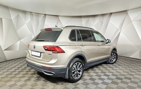 Volkswagen Tiguan II, 2021 год, 2 992 466 рублей, 2 фотография