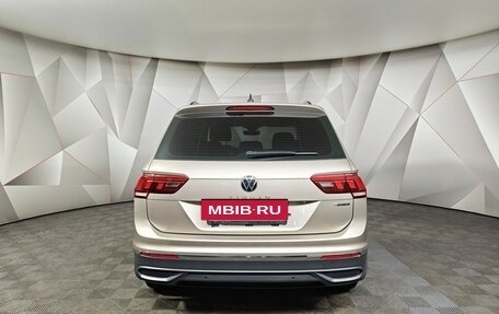 Volkswagen Tiguan II, 2021 год, 2 992 466 рублей, 8 фотография