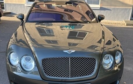 Bentley Continental Flying Spur, 2005 год, 1 800 000 рублей, 1 фотография