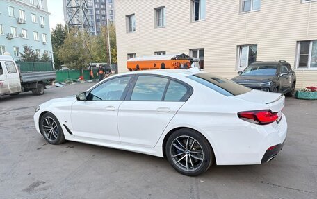 BMW 5 серия, 2022 год, 4 400 000 рублей, 5 фотография