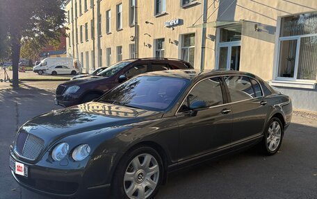 Bentley Continental Flying Spur, 2005 год, 1 800 000 рублей, 7 фотография